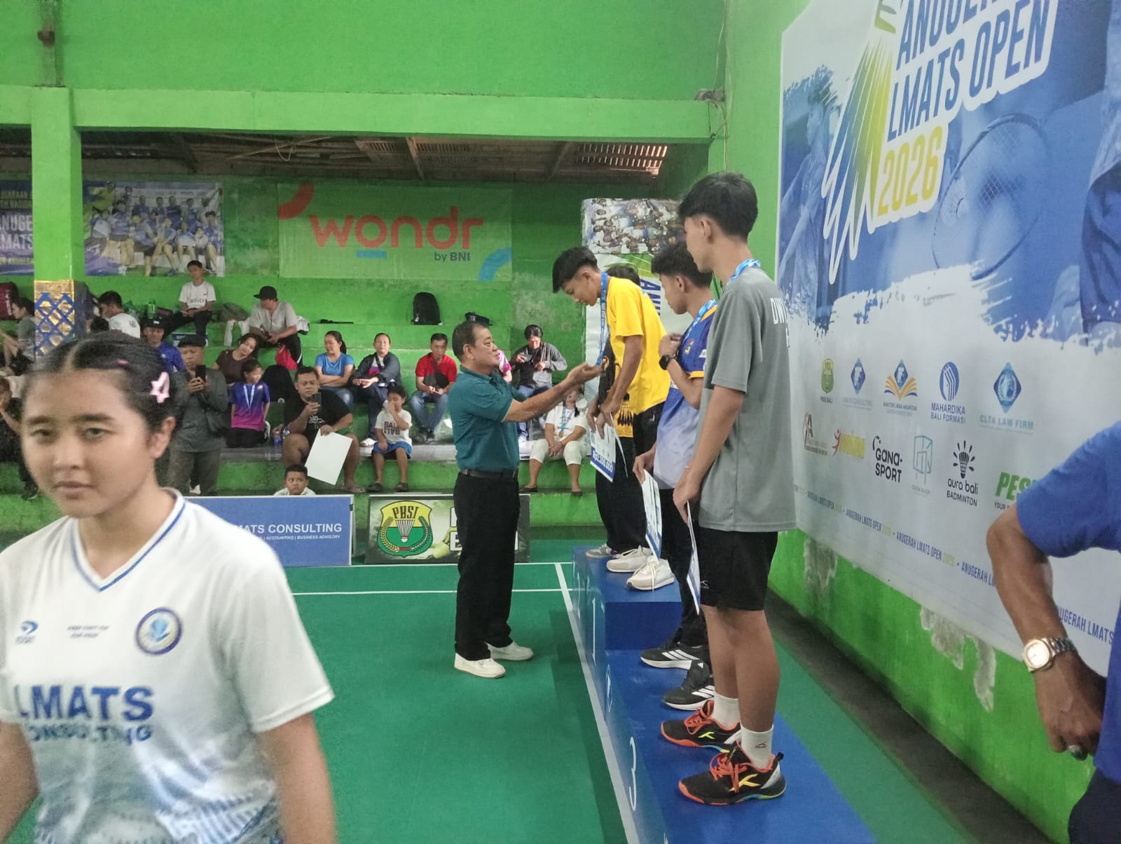 Juara anugerah