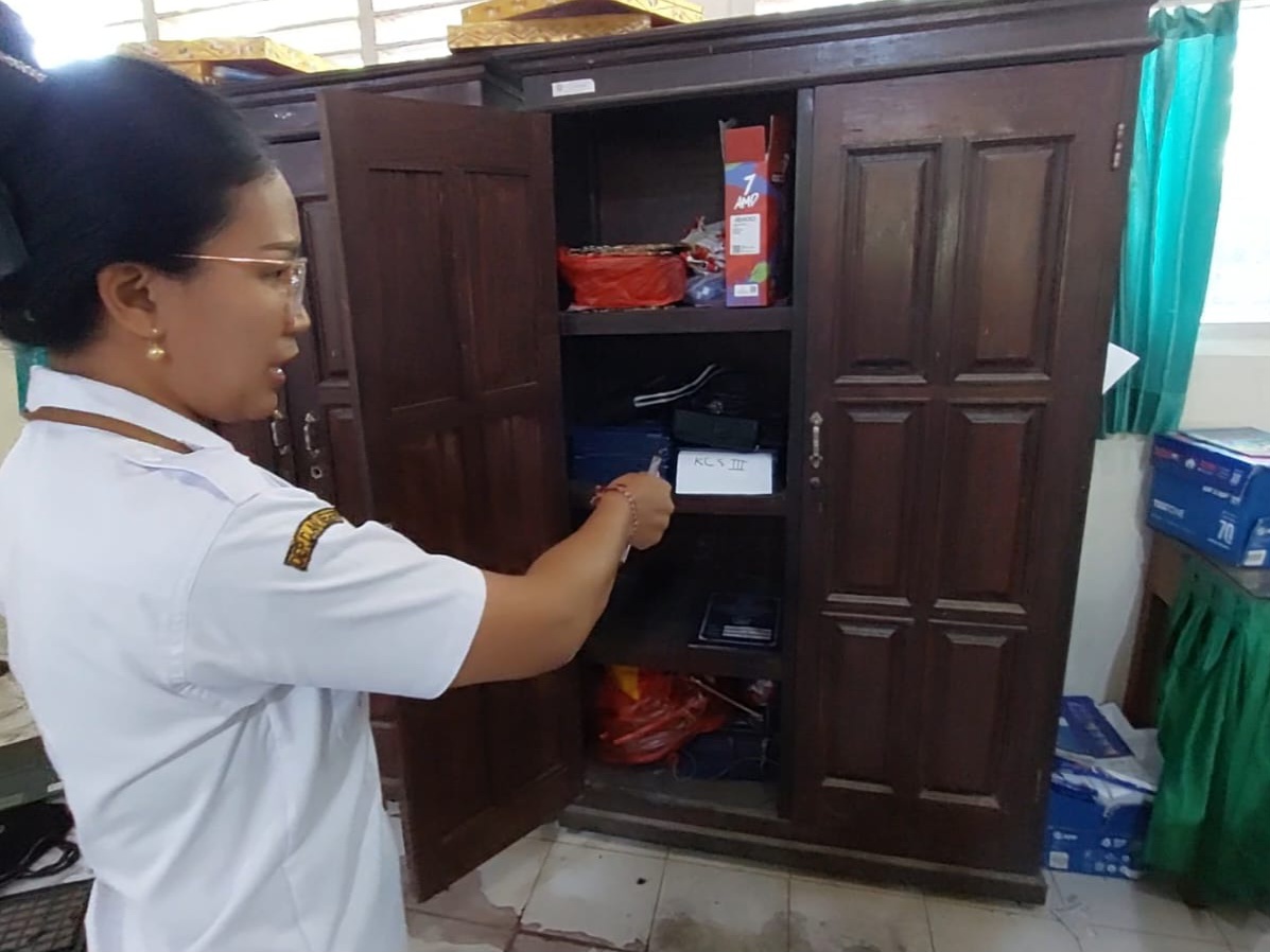 Perusakan sekolah 