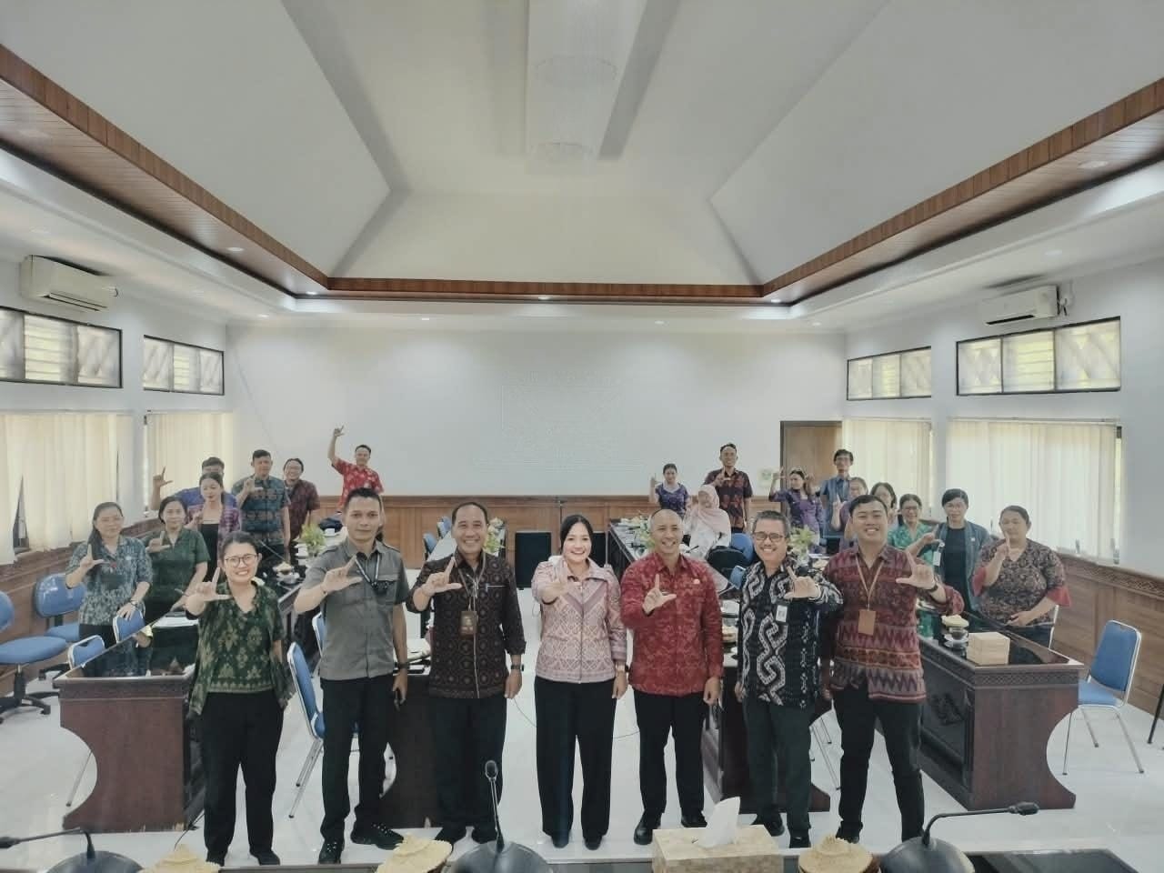 Pose bersama 