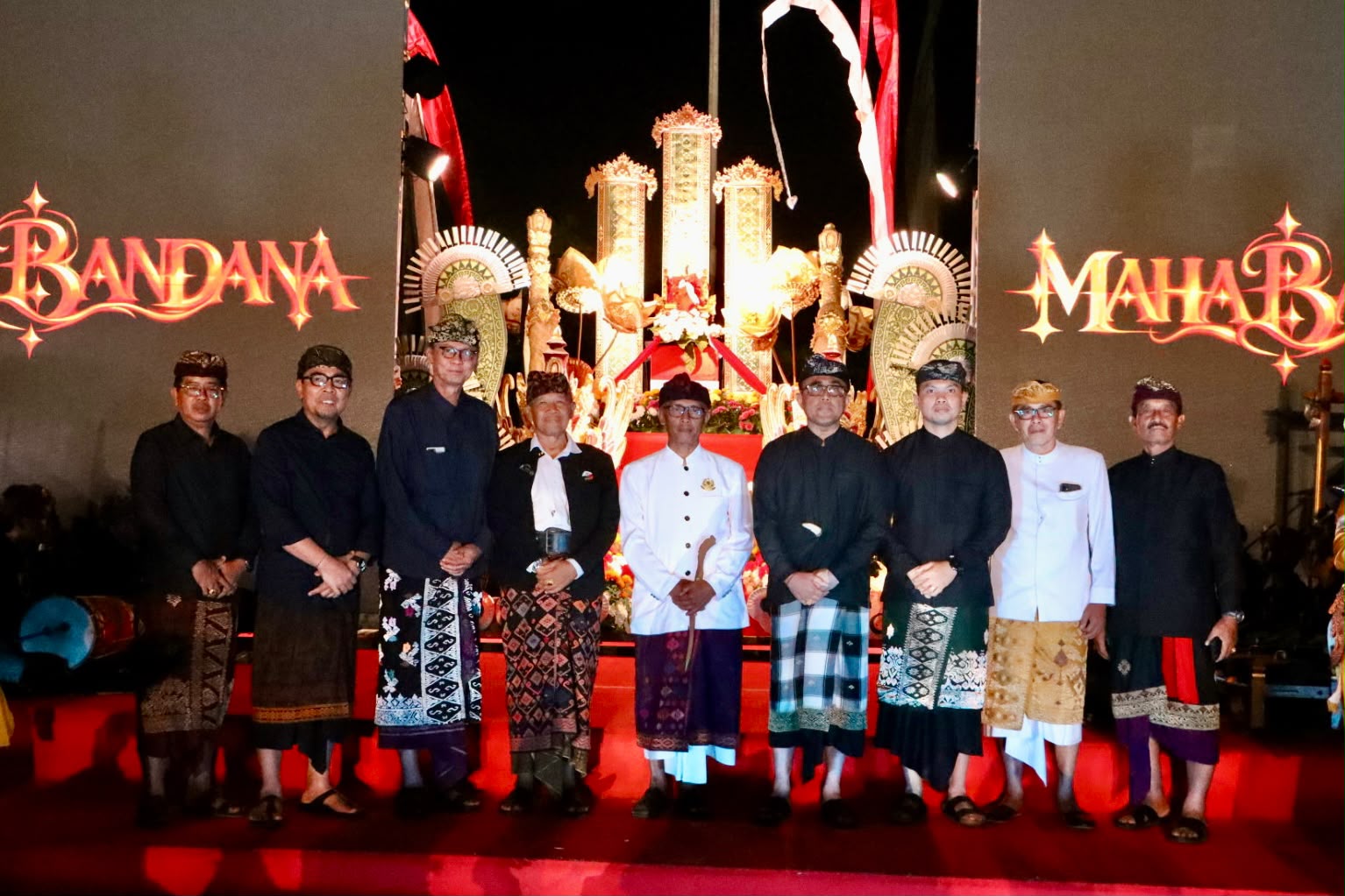 Penancapan keris peringatan puputan badung 