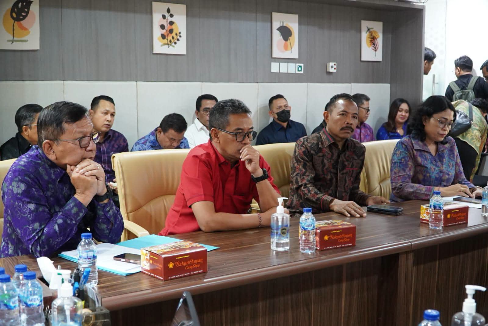 Bahas Pembangunan Perhubungan 