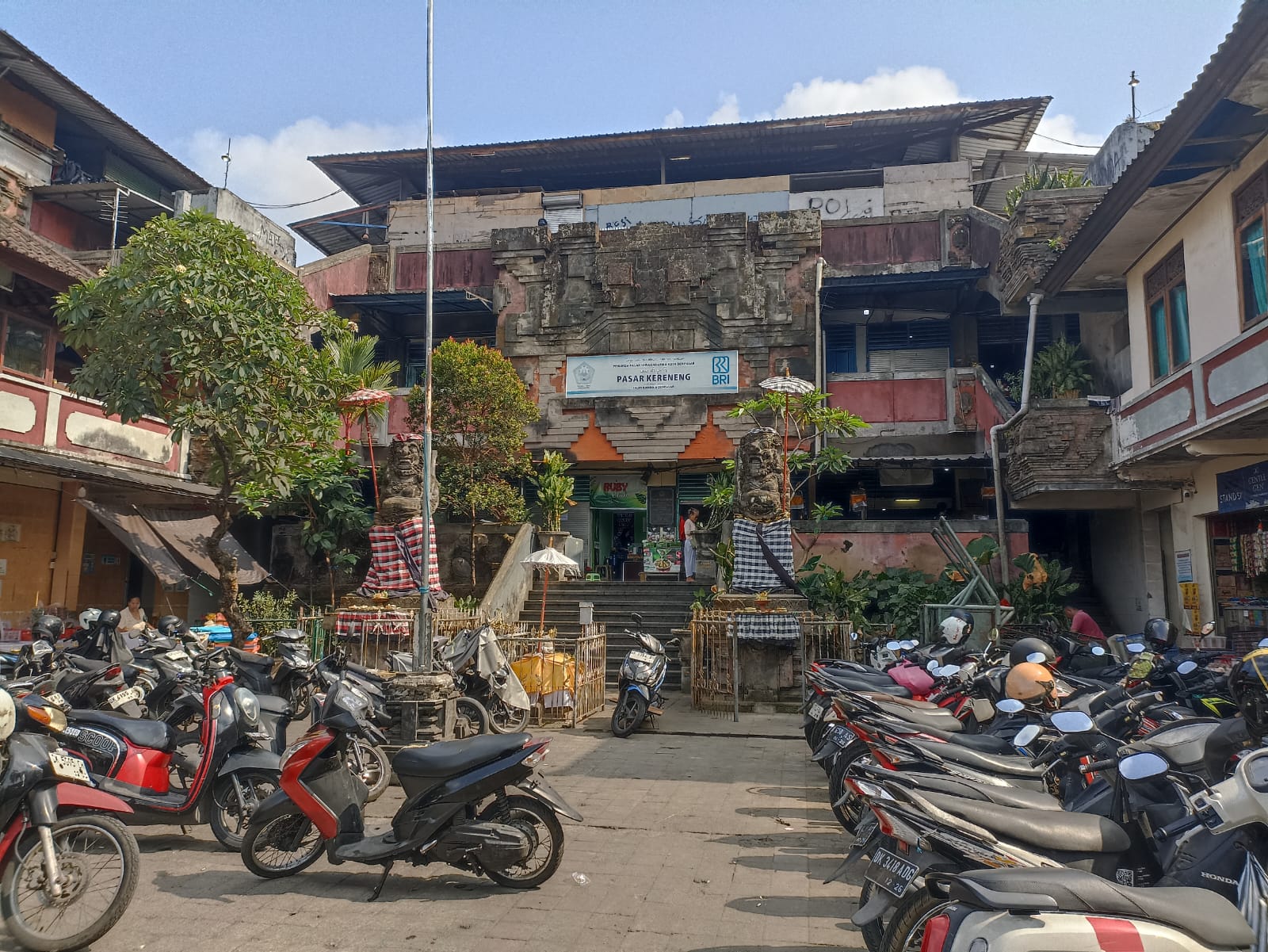 Pasar Kreneng 