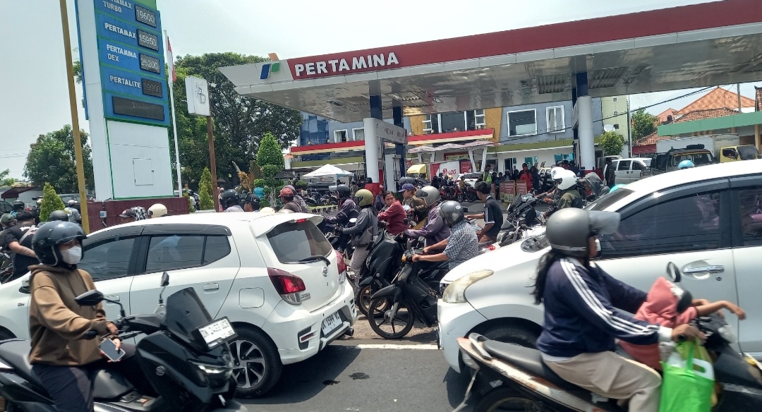 Antrean BBM