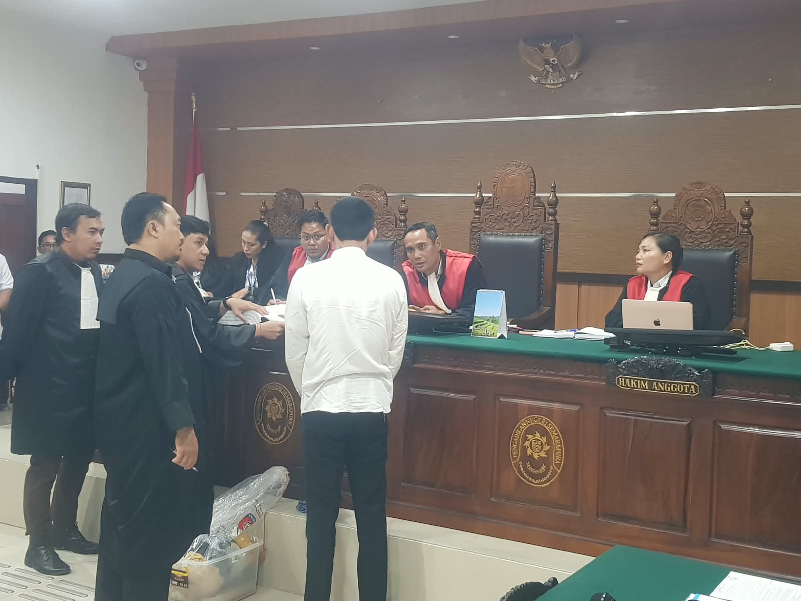 Persidangan 