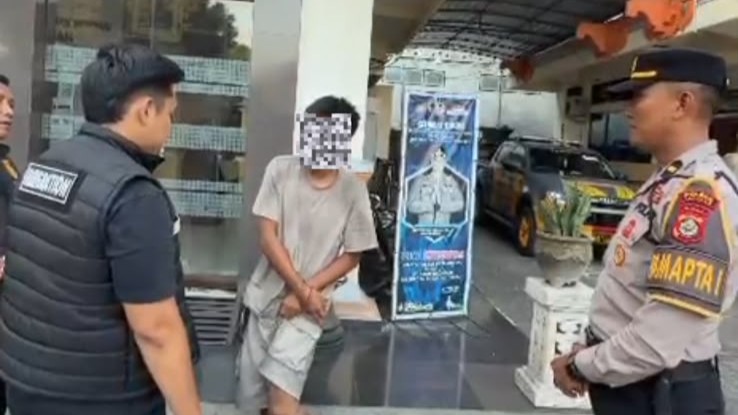 WN Tiongkok Mengamuk 