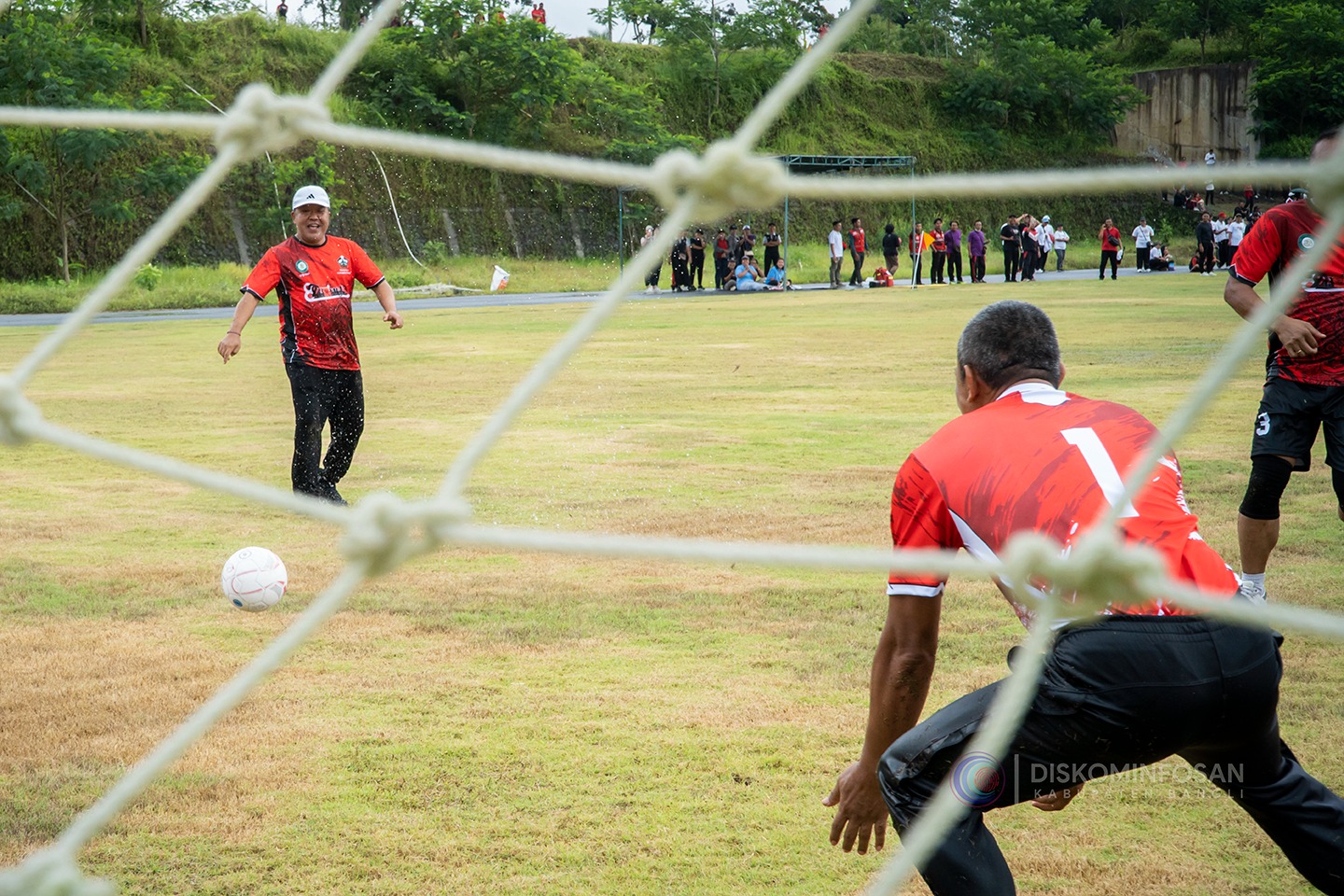 sepak bola