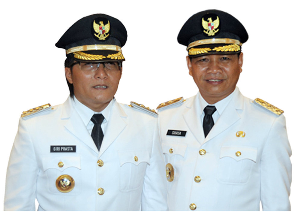 Bupati Nyoman Giri Prasta bersama Wabup Ketut Suiasa