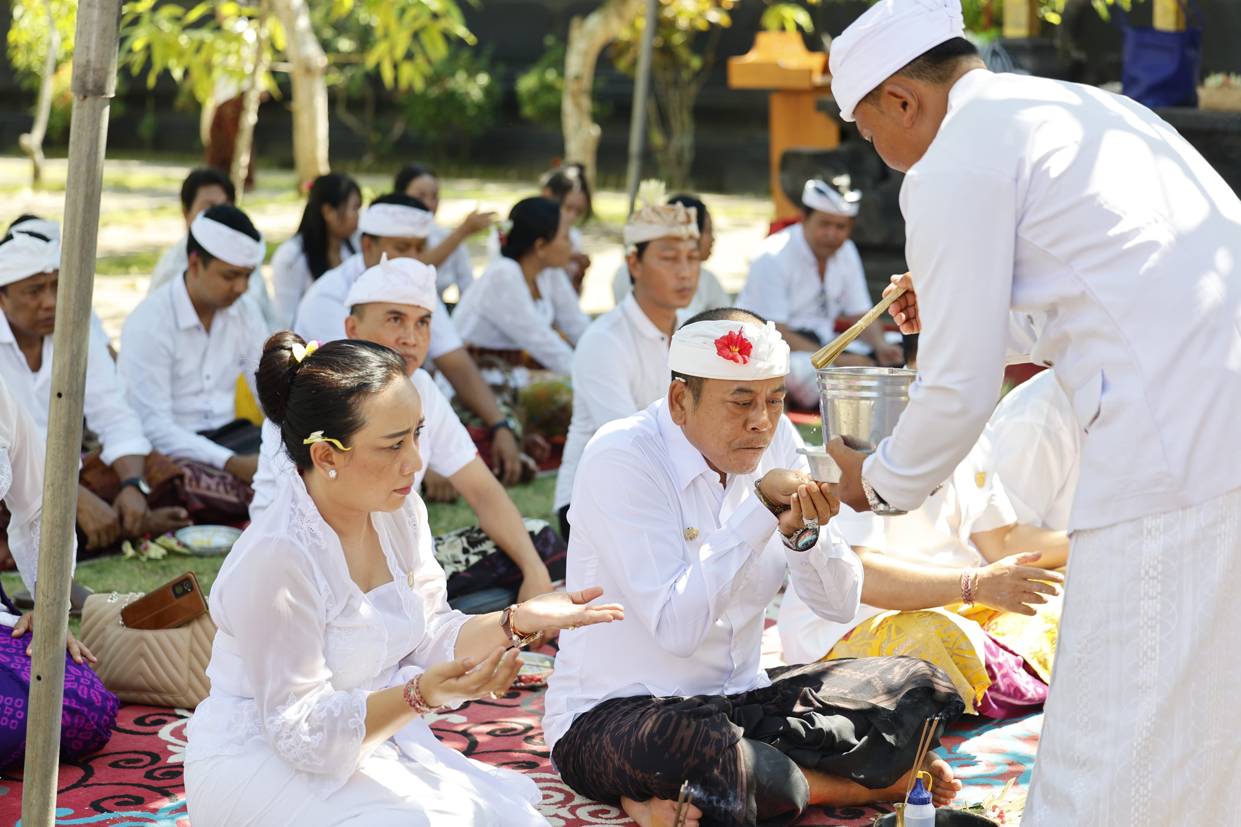 hakti Penganyar di Pura Agung Blambangan, Banyuwangi