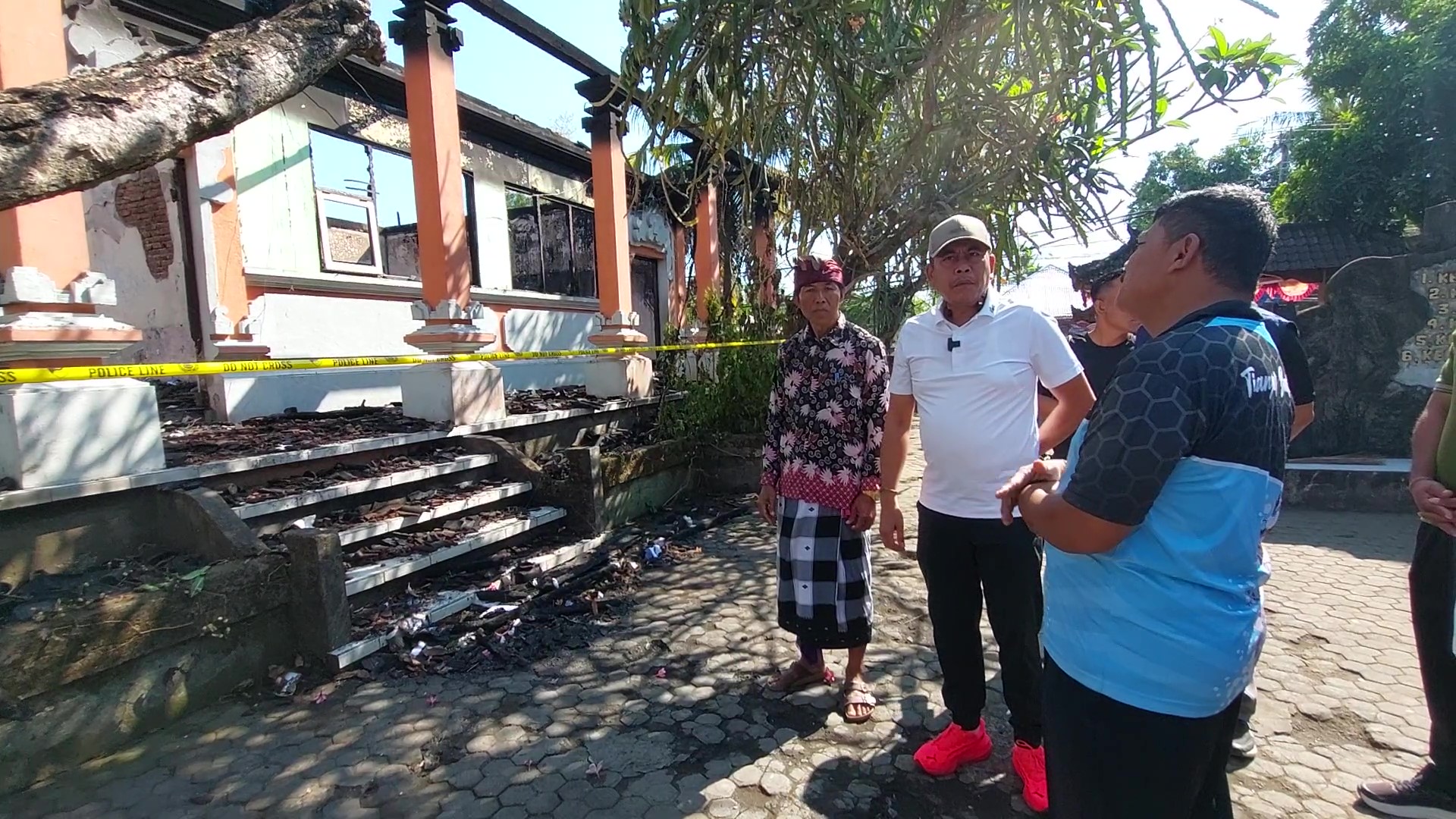 terbakar