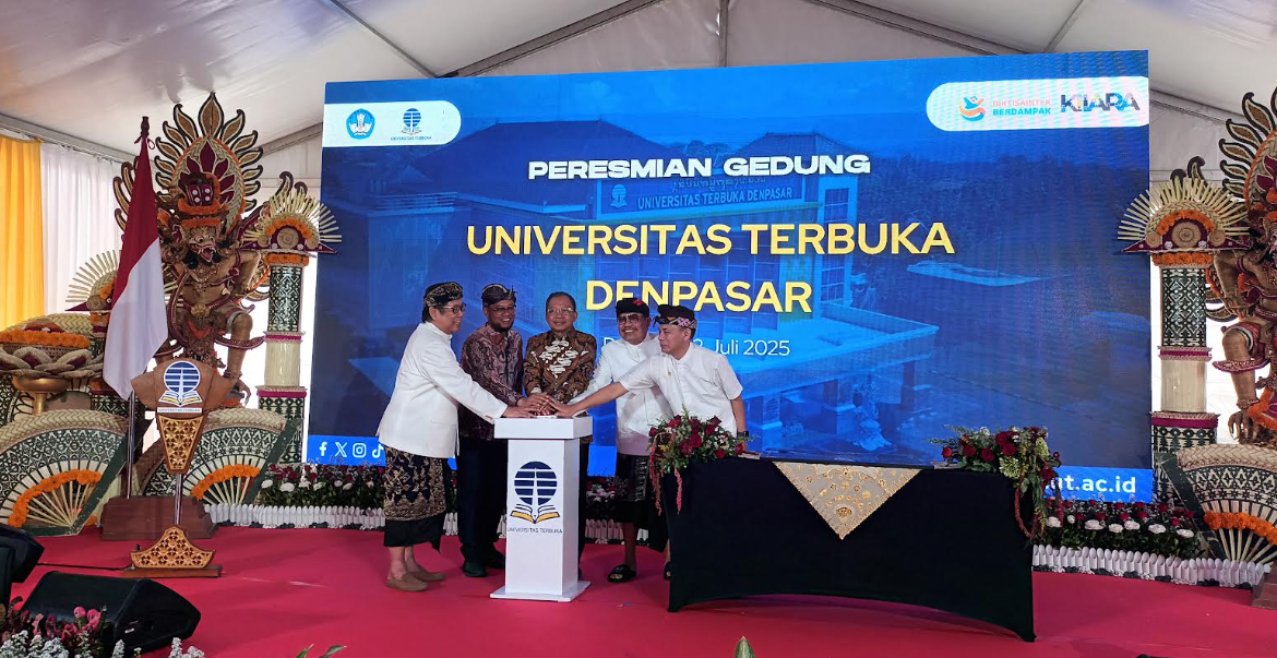 gedung UT