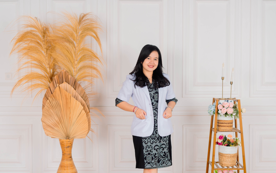dr. I Dewa Ayu Made Dian Lestari, S.Ked