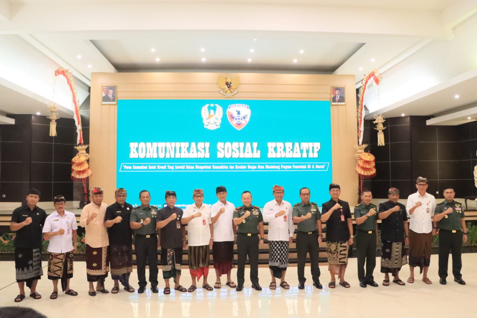 komunikasi sosia;