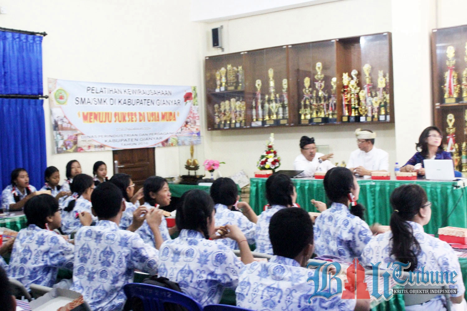 Sekolah