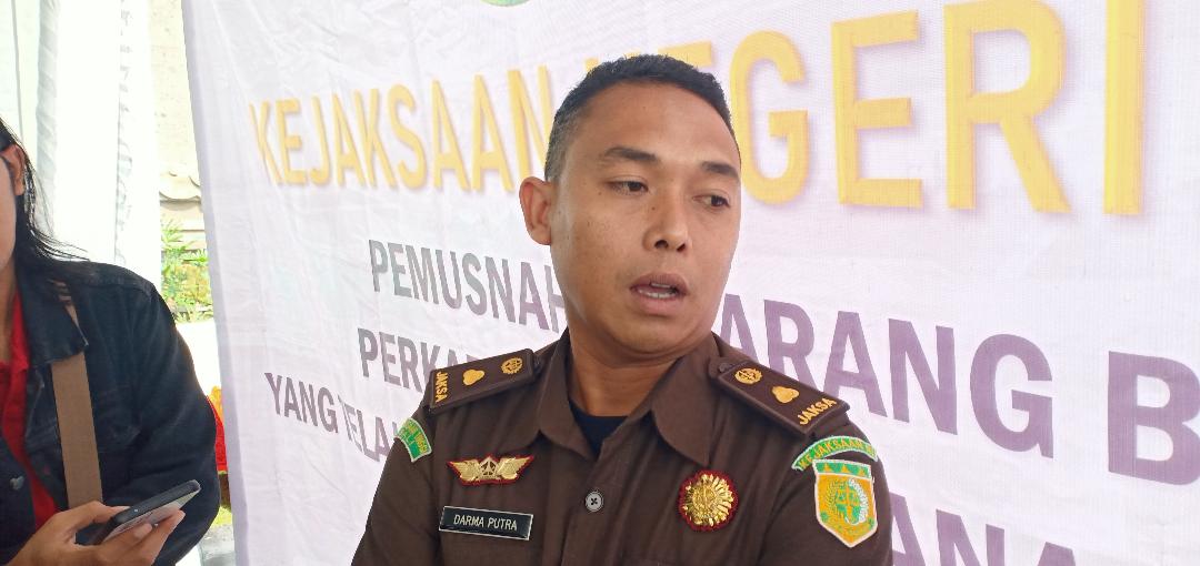 Putu Gede Darma Putra, SH