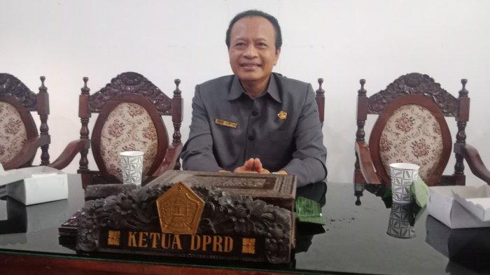 ketut suastika