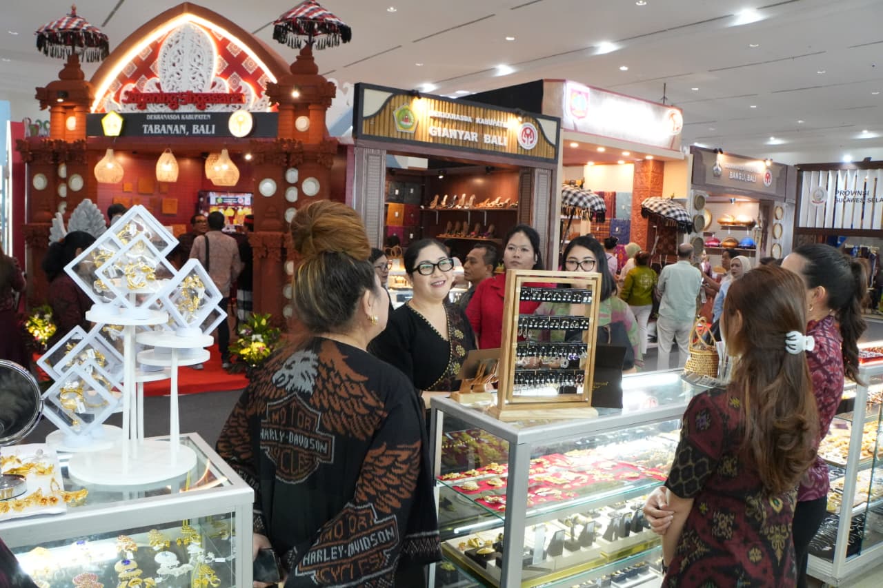 pameran