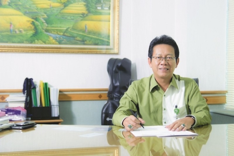 M Yamin Pahlevi