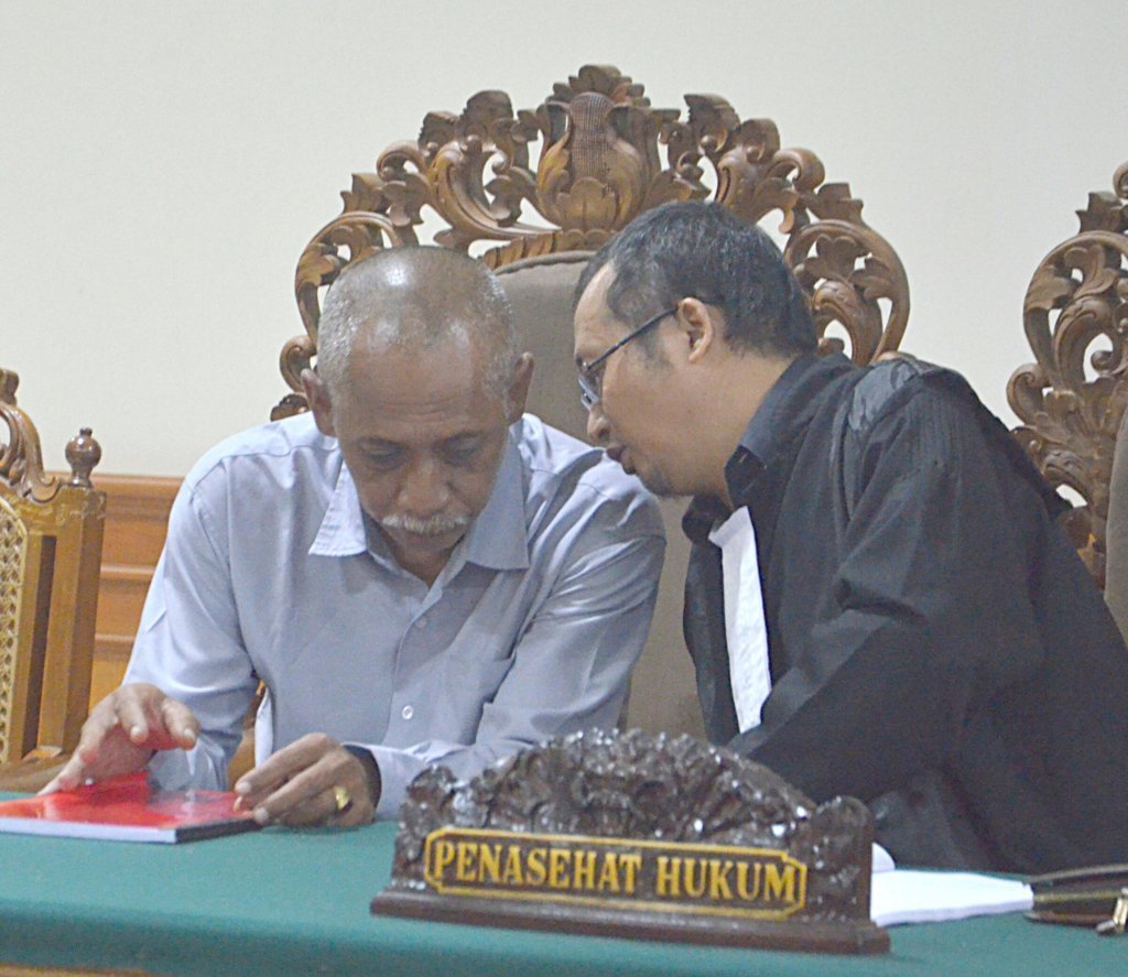 persidangan 