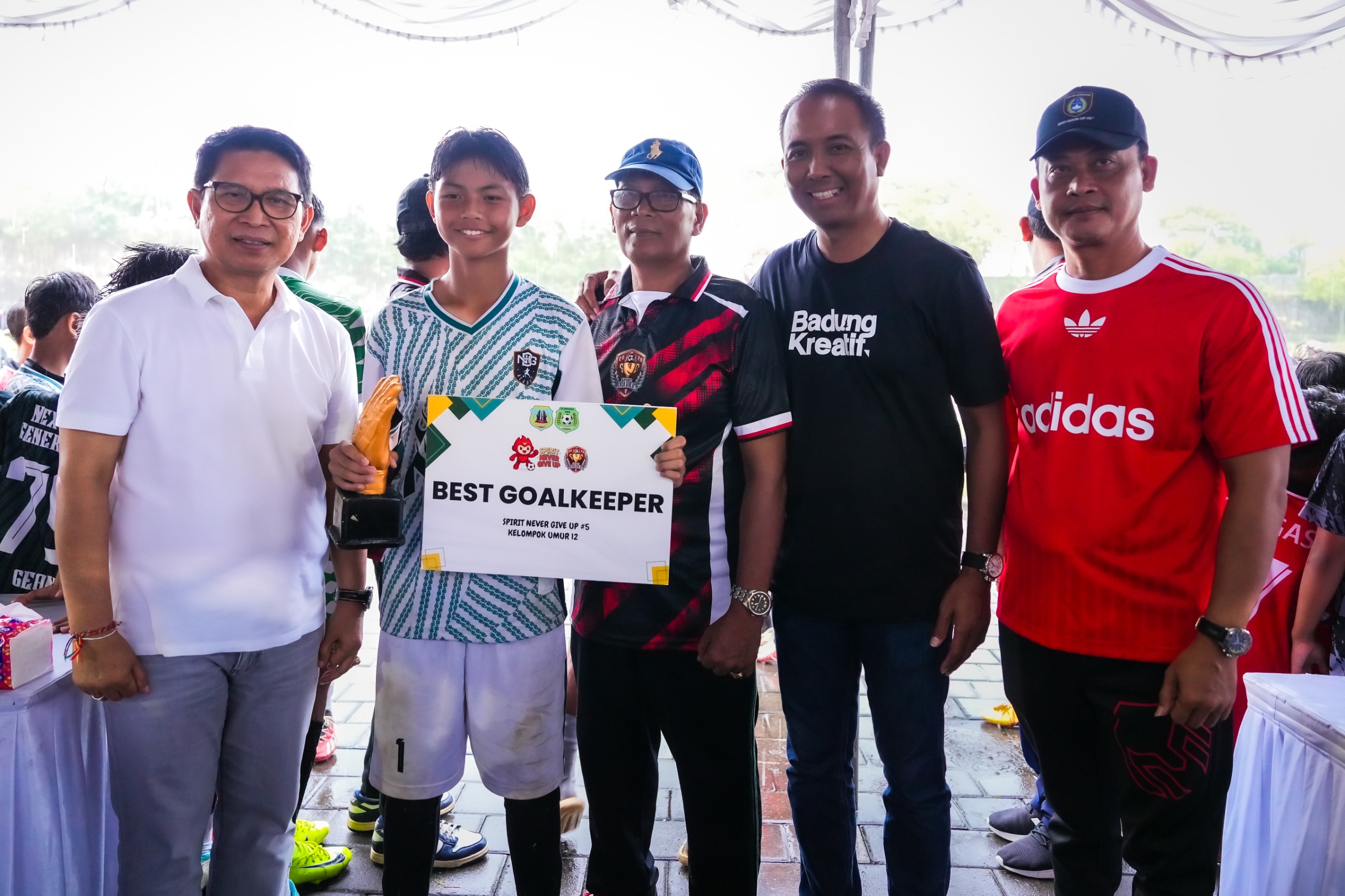 turnamen sepak bola