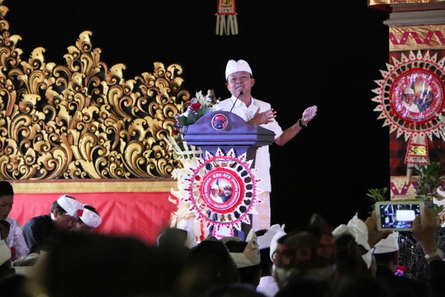 pembangunan ,