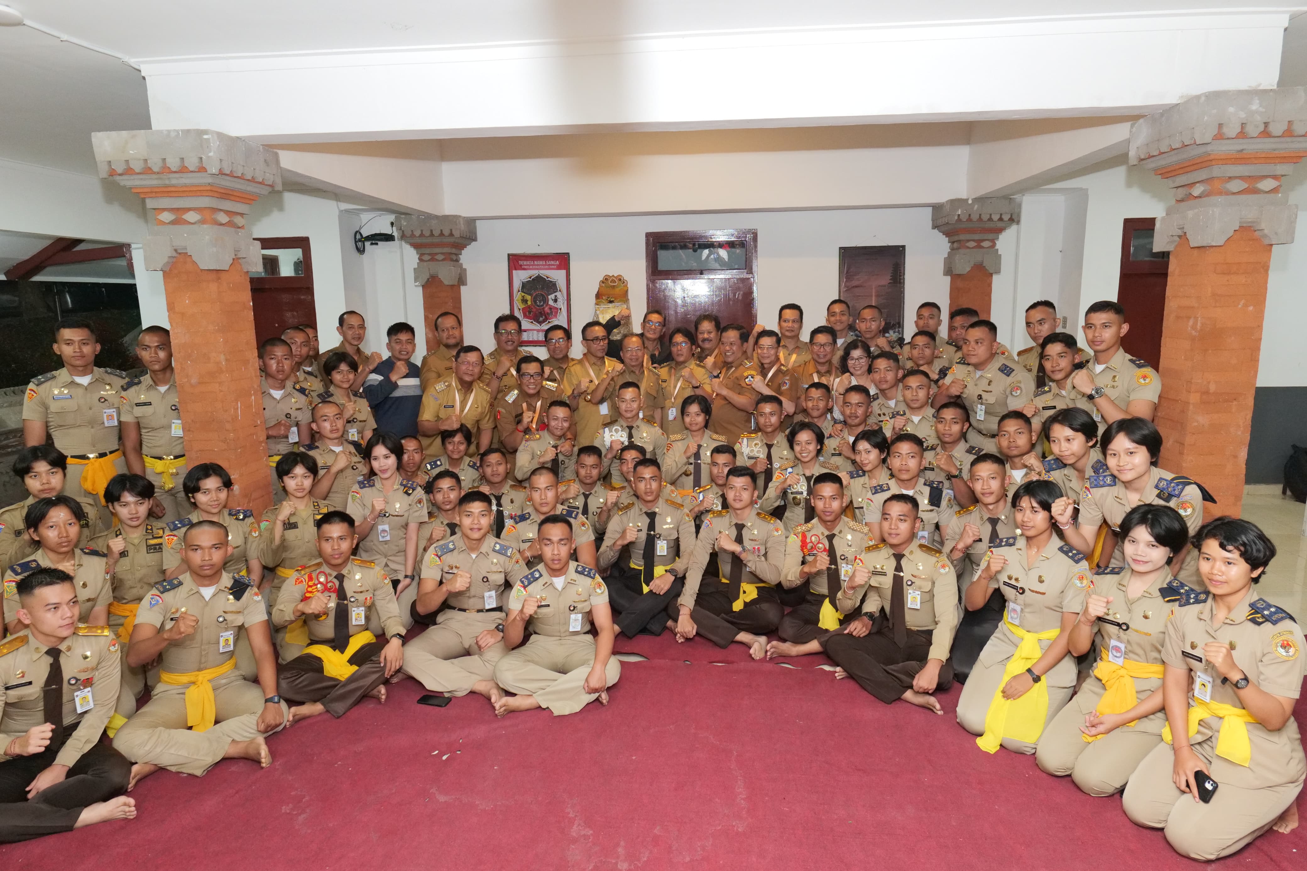 praja IPDN asal Bali