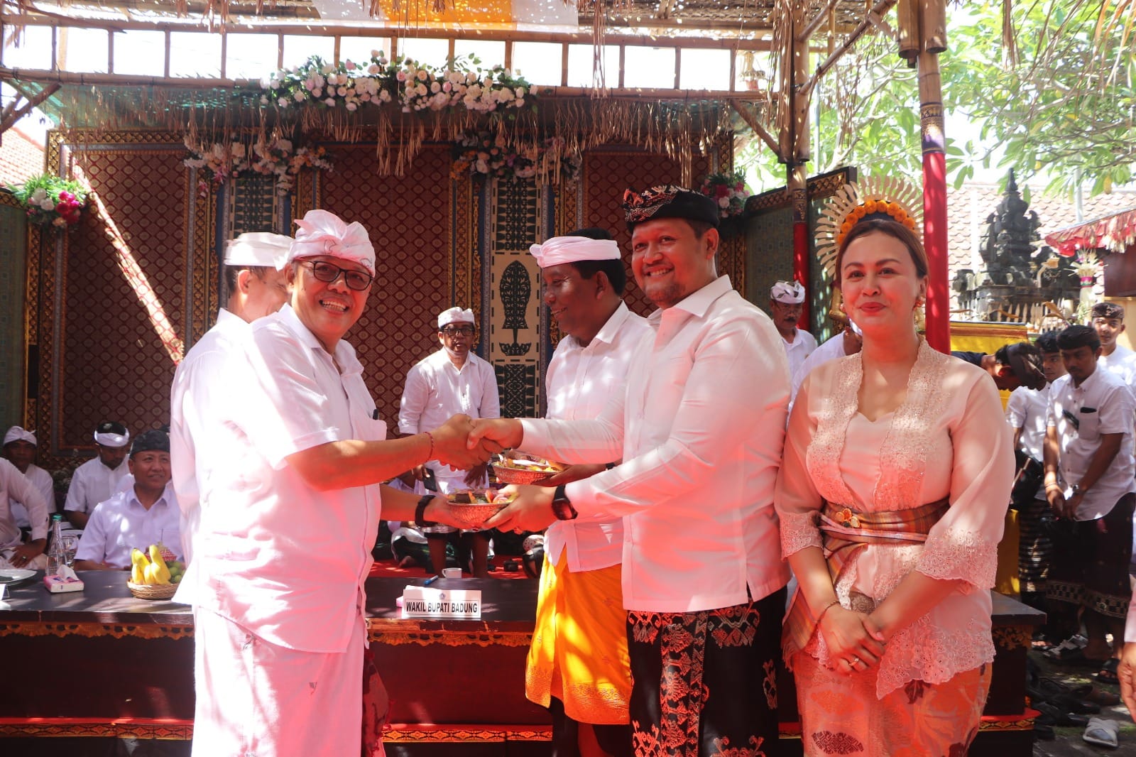 upacara adat