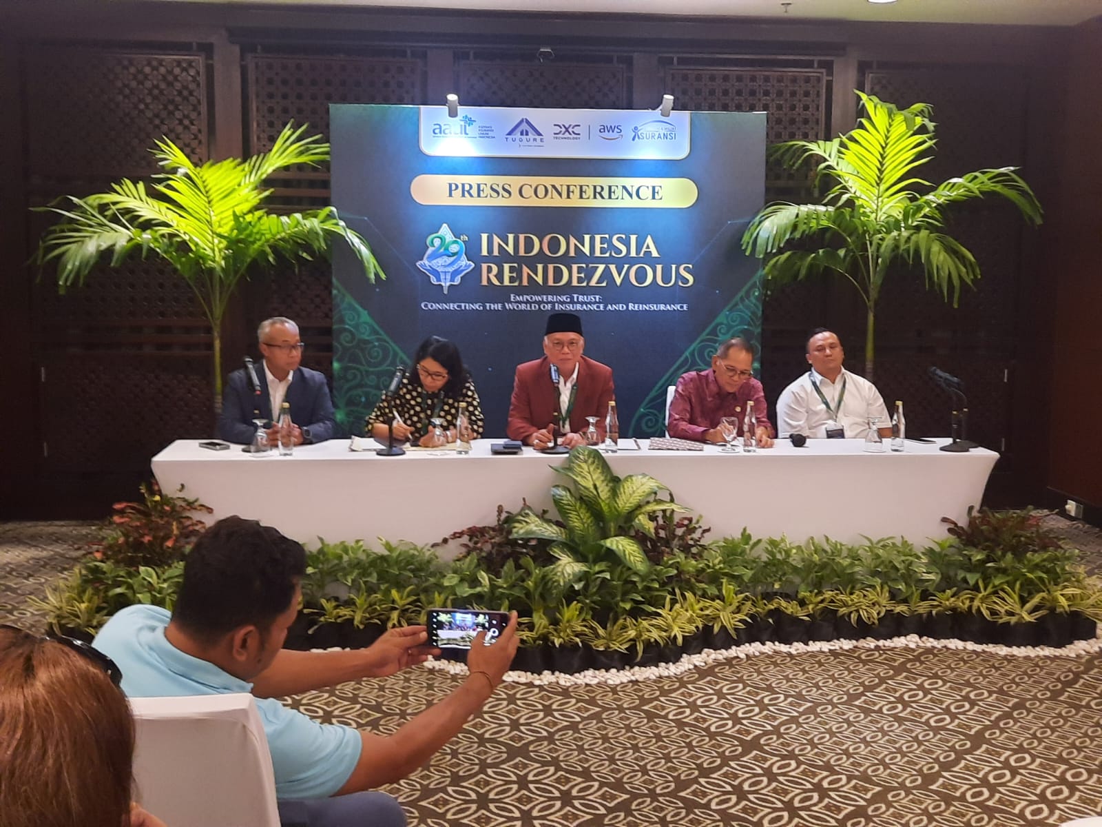 Konferensi pers