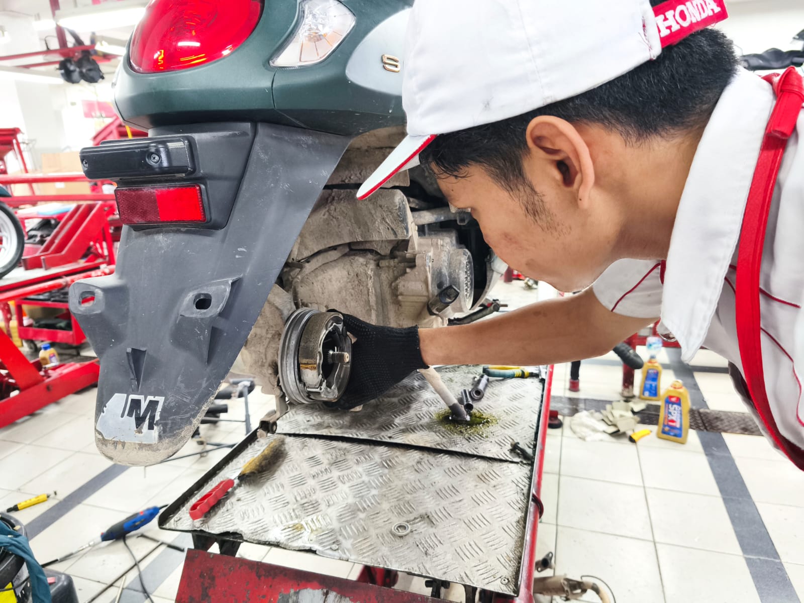 servis motor