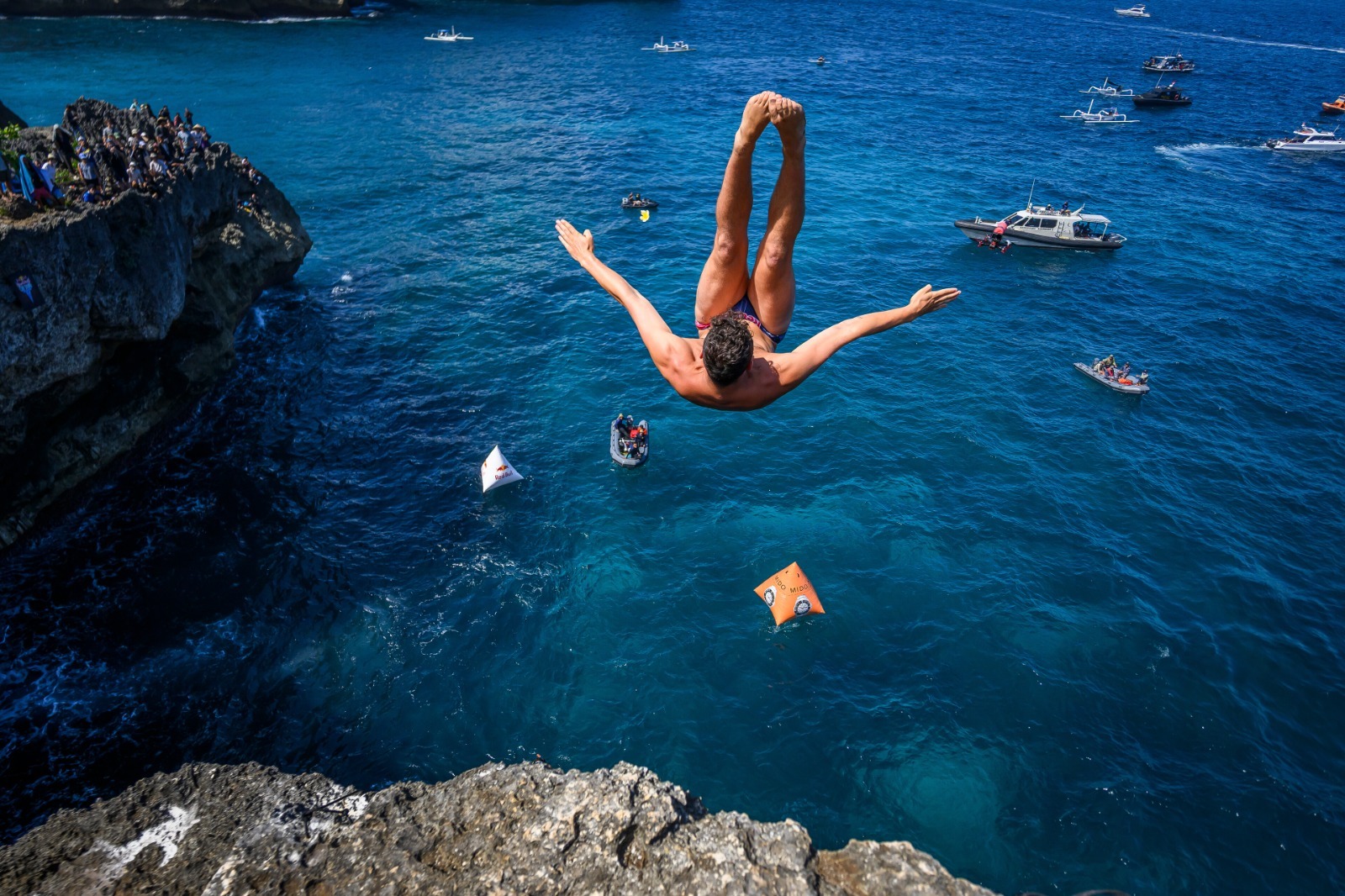 diving