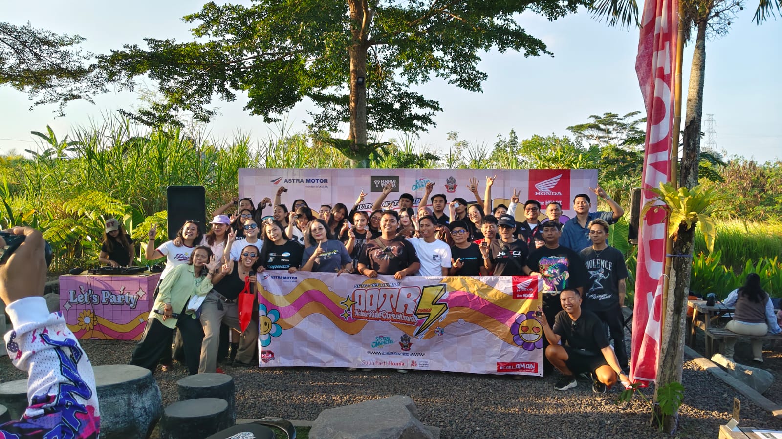 komunitas