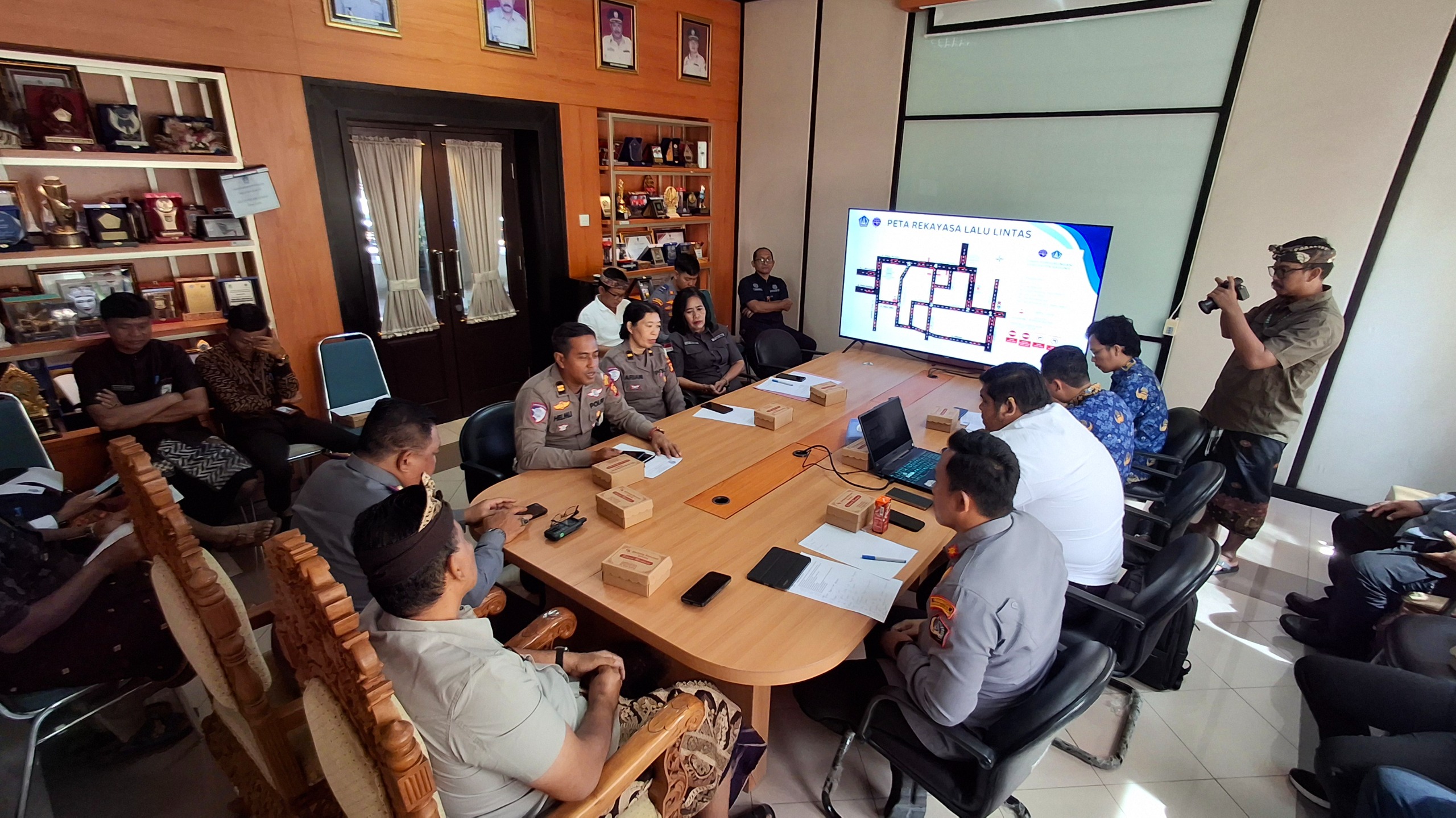 rapat