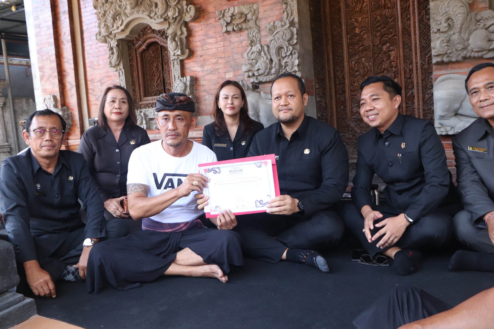 penghargaan tertib administrasi