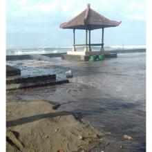 Pantai Lebih