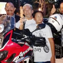 Dua Putra Denpasar Jelajahi Benua Asia dengan Sepeda Motor