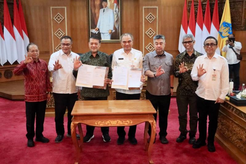 Pemkot Denpasar dan Pelindo Resmi Teken Kerja Sama Pemanfaatan Lahan PSEL di Benoa
