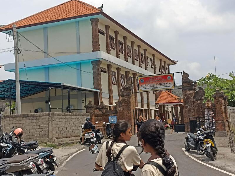 SPMB SD dan SMP Dimulai, Disdikpora Denpasar Siapkan 18 Posko Layanan