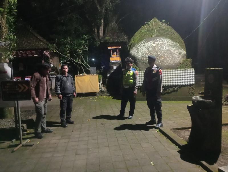 Patroli Dini Hari, Sasar Titik Rawan Kamtibmas di Tampaksiring