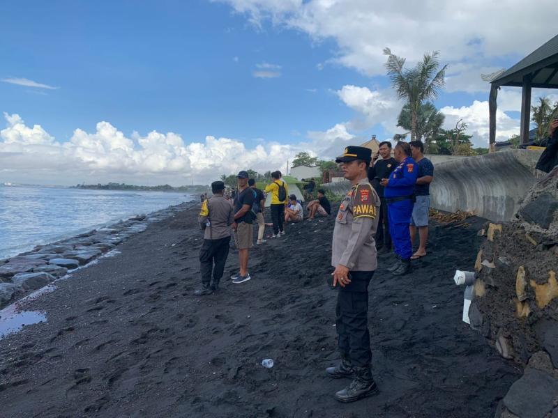 Niat Selamatkan Nyawa Raditya, Agus Malah Hilang Tertelan Ombak