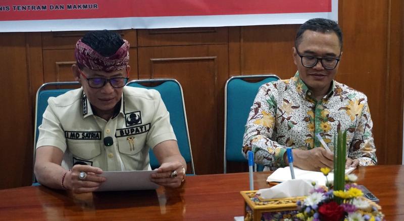 Pemkab Klungkung dan PT SMI Teken Pinjaman Rp18 Miliar untuk Penataan Kawasan Pura Watuklotok