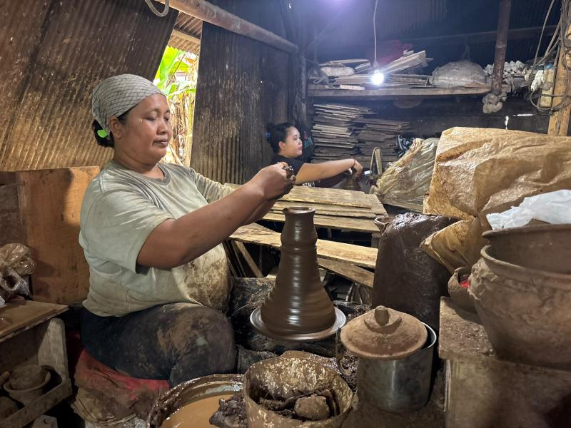 Digempur Produk Modern, Permintaan Gerabah untuk Kebutuhan Upacara Adat Masih Stabil