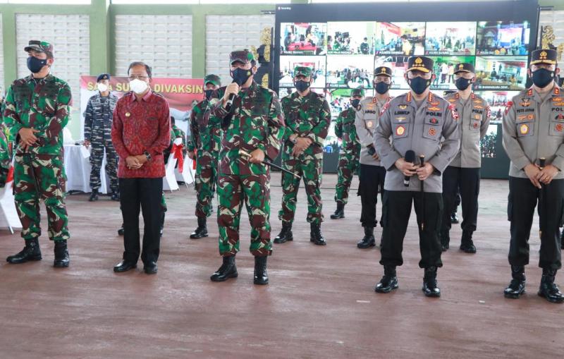 Panglima TNI Dan Kapolri Tinjau Pelaksanaan Vaksinasi Covid-19 Di Bali ...