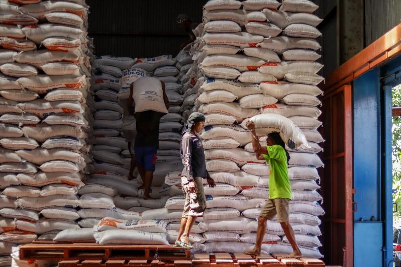 Wabup Suiasa Pantau Ketersediaan Pangan, Stok Dan Distribusi Barang ...