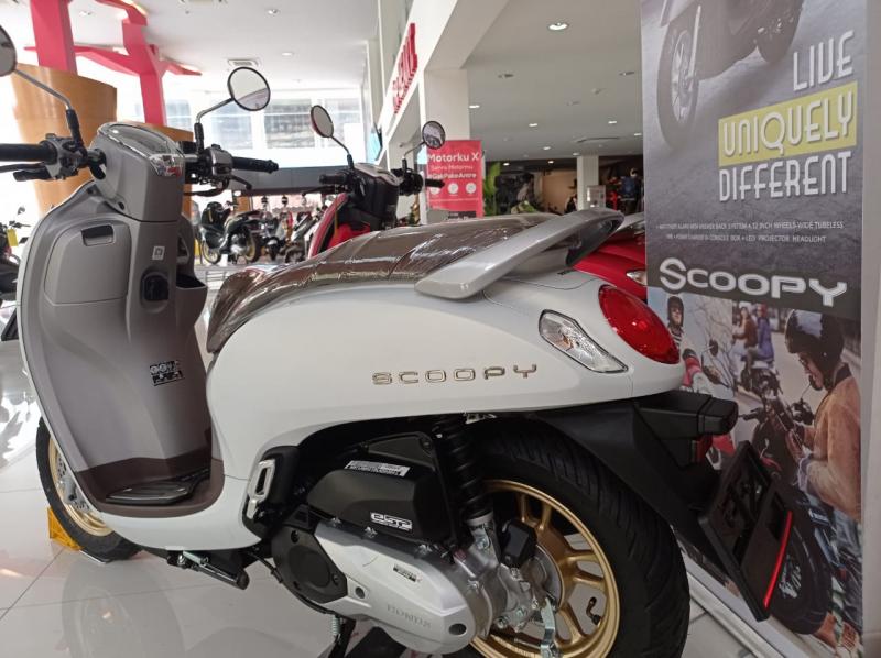 Berlimpah Fitur Baru, All New Honda Scoopy Jadi Generasi Terbaru | Bali ...