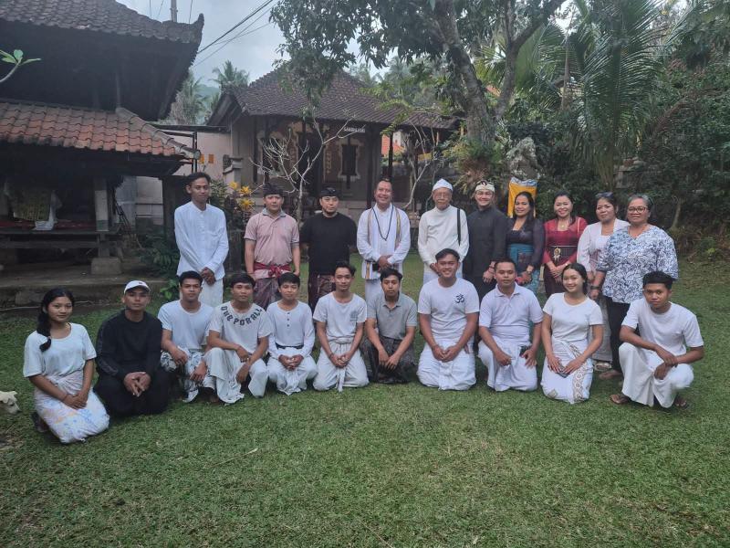 Anjasmara Prasetya Resmi Buka Program Yoga Teacher Training Ashram Gandhi Puri 2026