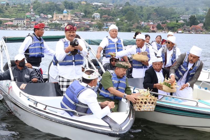Makerti Ayuning Danu di Tabanan, Simbol Harmoni Manusia dan Alam